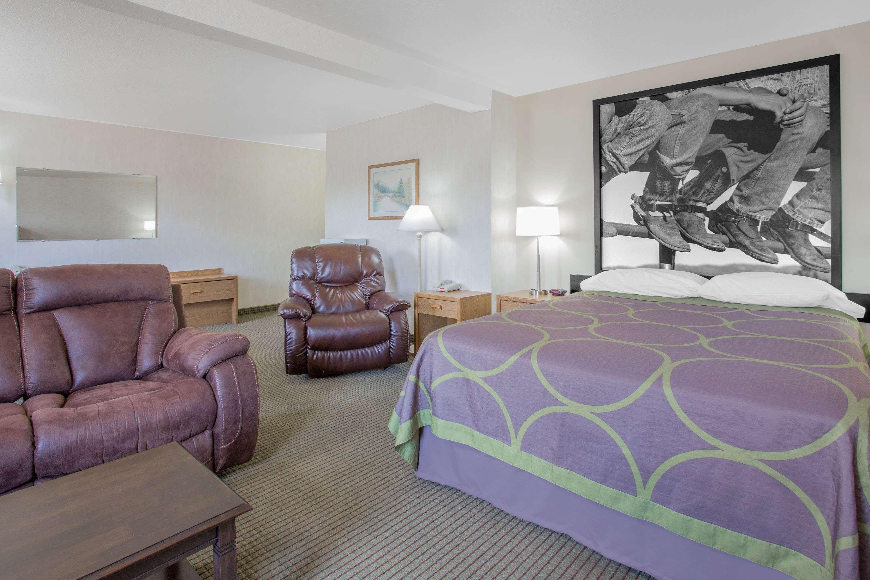 ซูเปอร์ 8 บาย วินด์แฮม ฮาฟเร Hotel แฮเวอร์ ภายนอก รูปภาพ