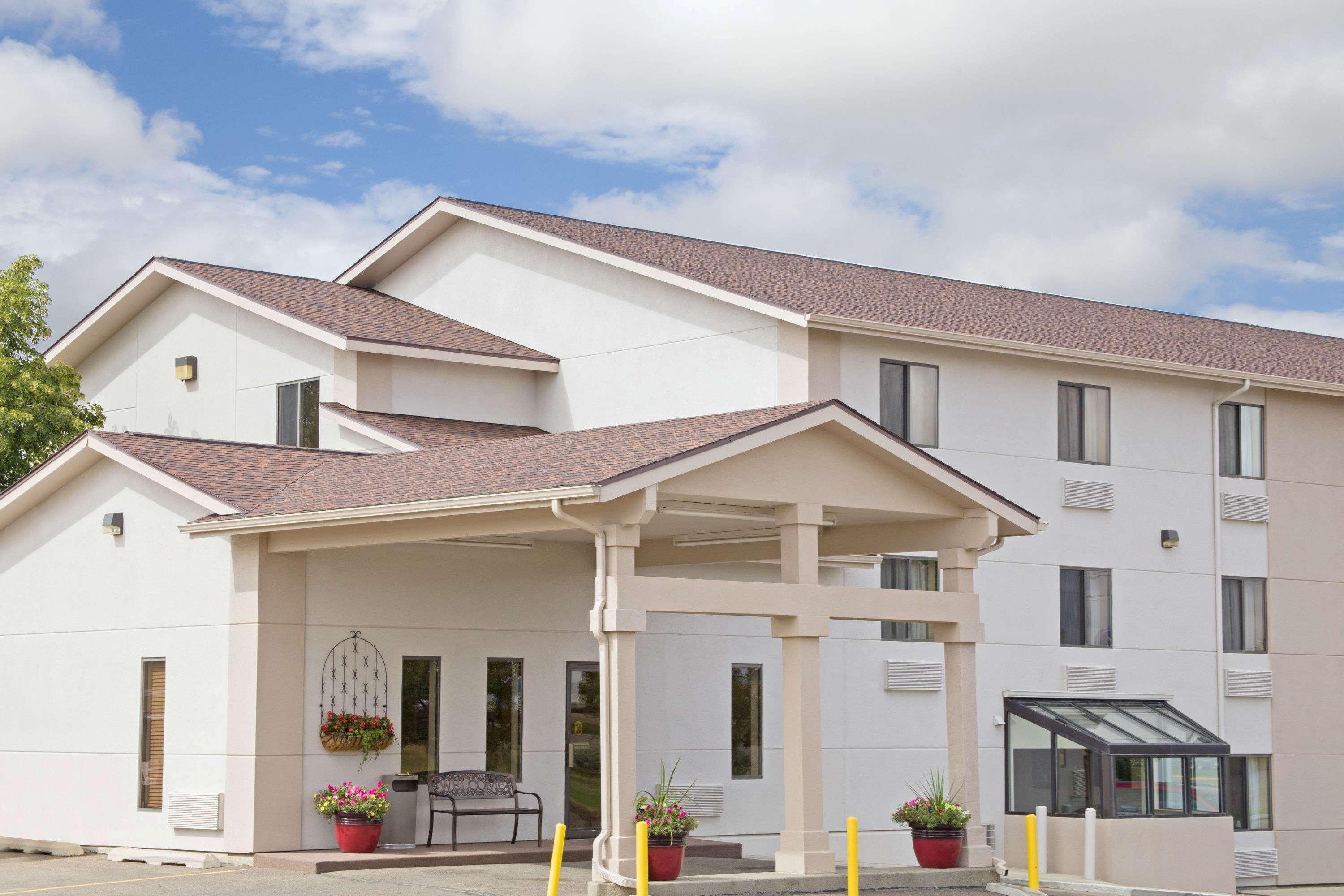 ซูเปอร์ 8 บาย วินด์แฮม ฮาฟเร Hotel แฮเวอร์ ภายนอก รูปภาพ