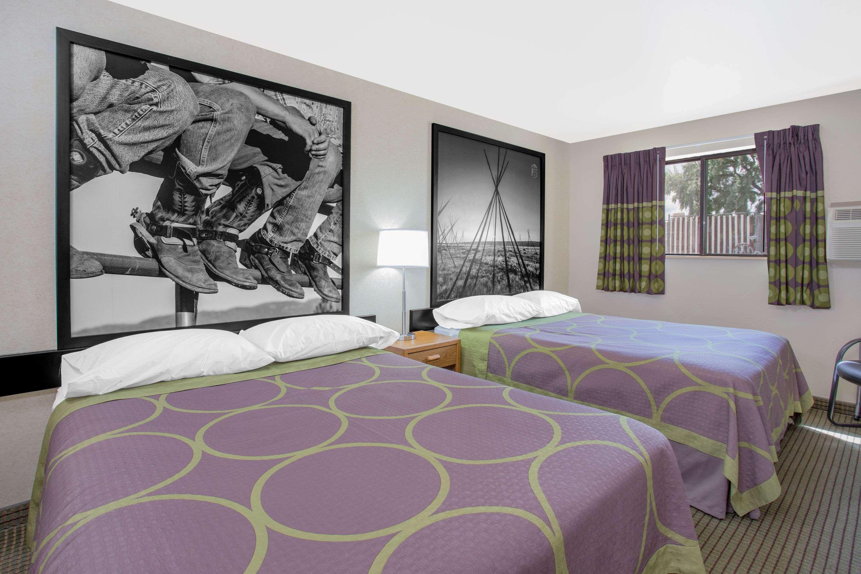 ซูเปอร์ 8 บาย วินด์แฮม ฮาฟเร Hotel แฮเวอร์ ภายนอก รูปภาพ