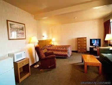 ซูเปอร์ 8 บาย วินด์แฮม ฮาฟเร Hotel แฮเวอร์ ภายนอก รูปภาพ